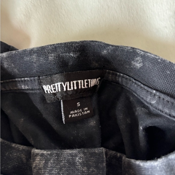 PLT PrettyLittleThing set. Sweatpants and t-shirt - Picture 4 of 6